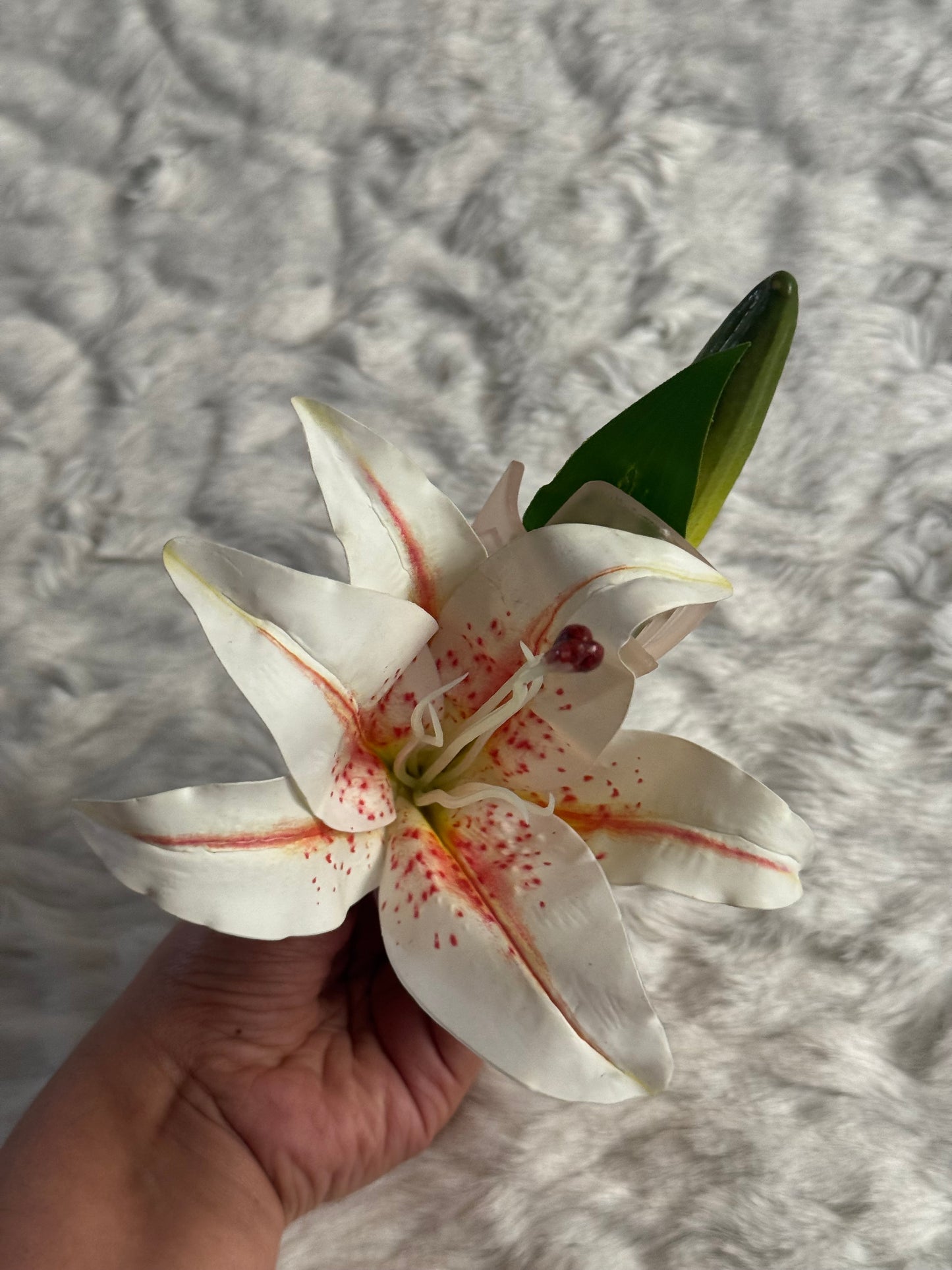 Lily Bouquet Claw Clip (V6)