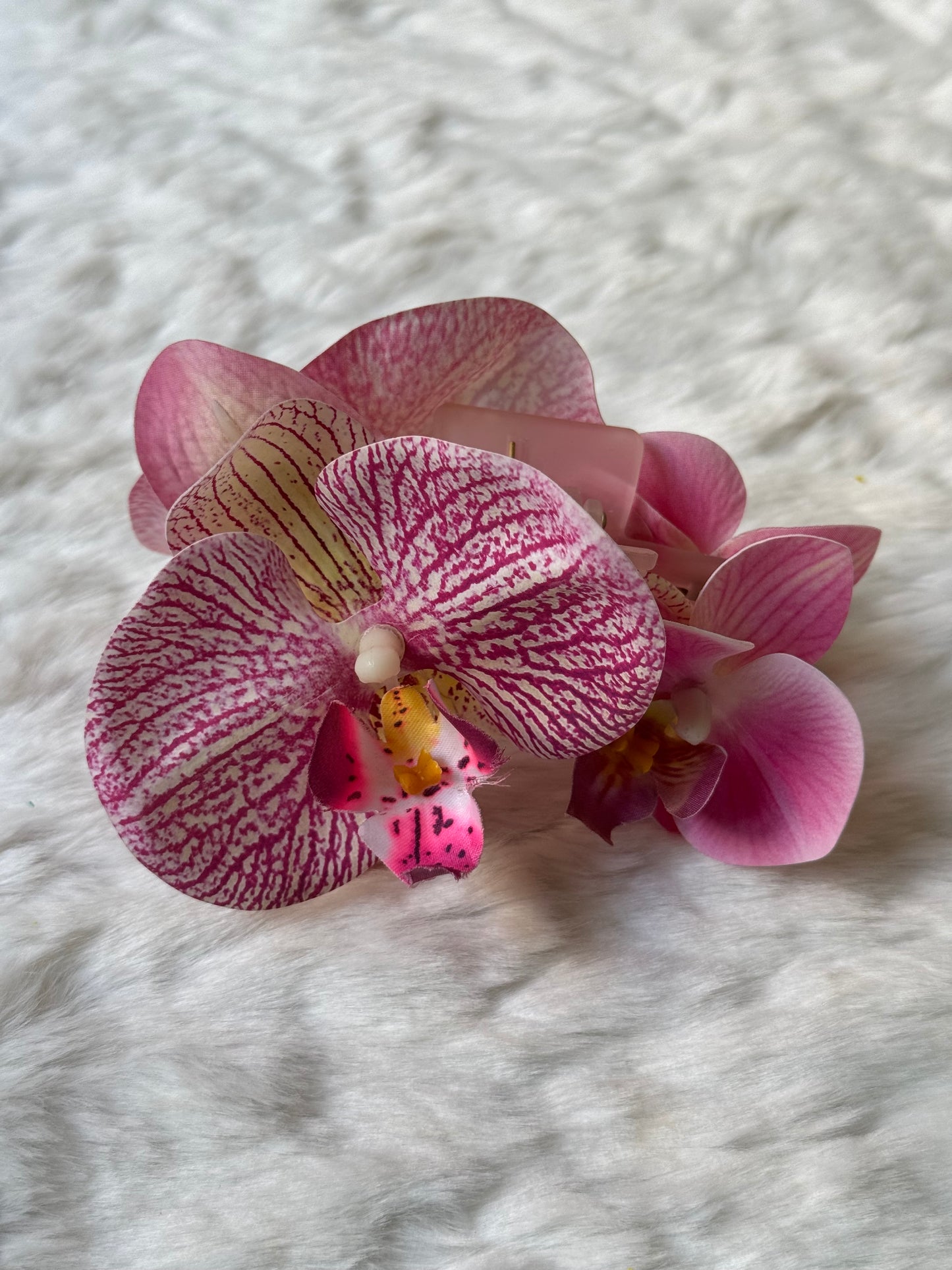 Pink double phalaenopsis claw clip