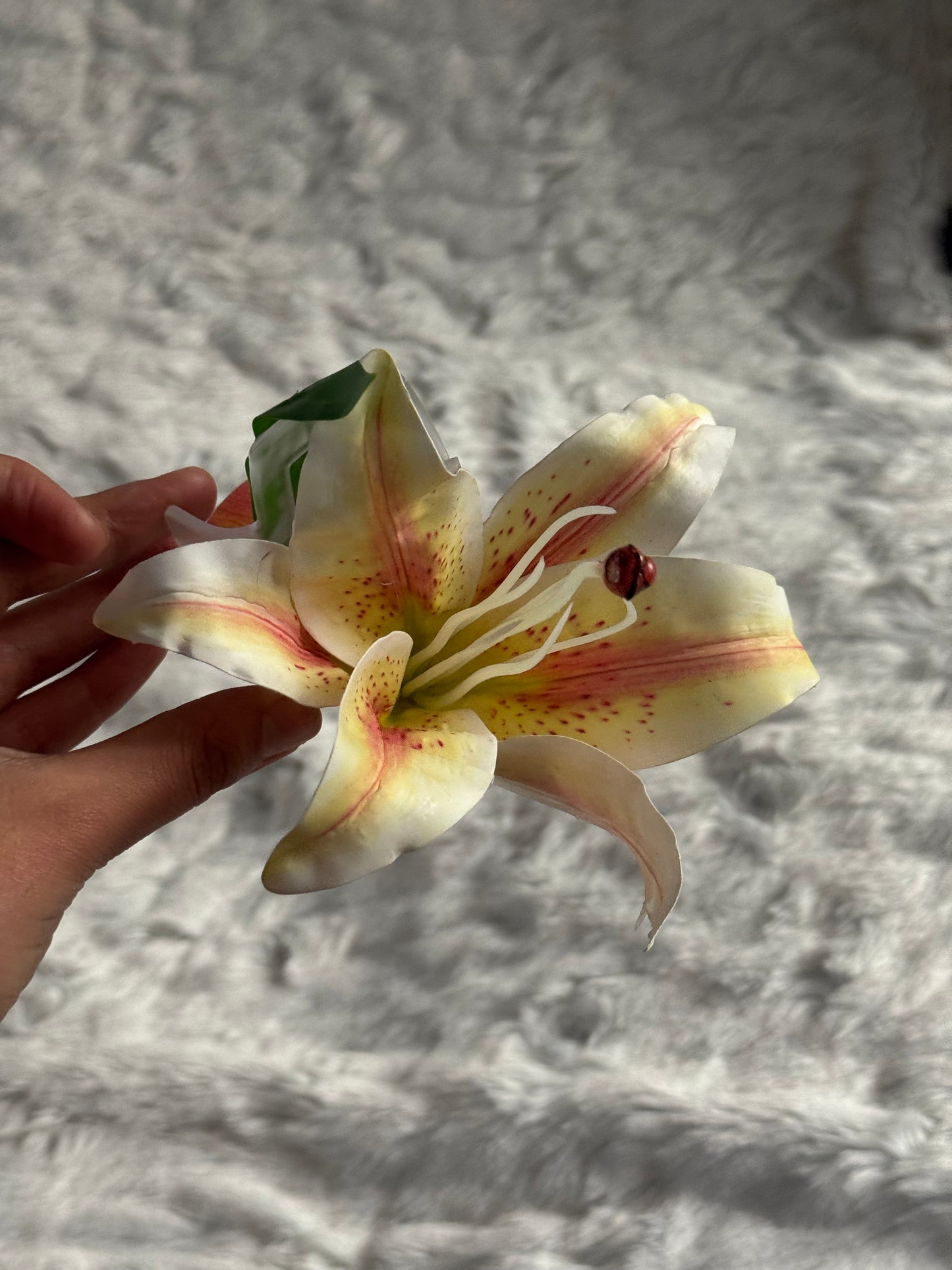 Lily Bouquet Claw Clip (V1)