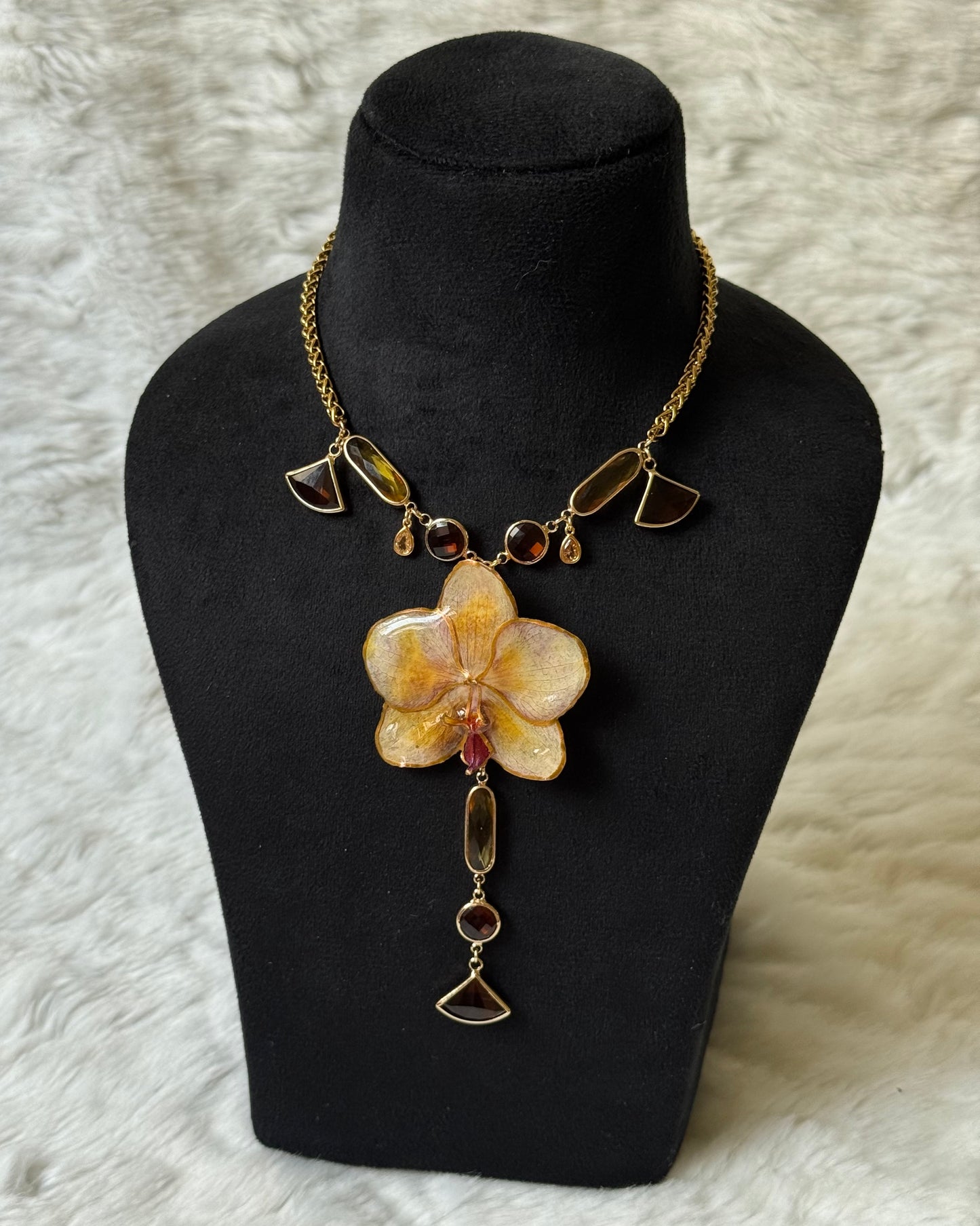 Hiran necklace
