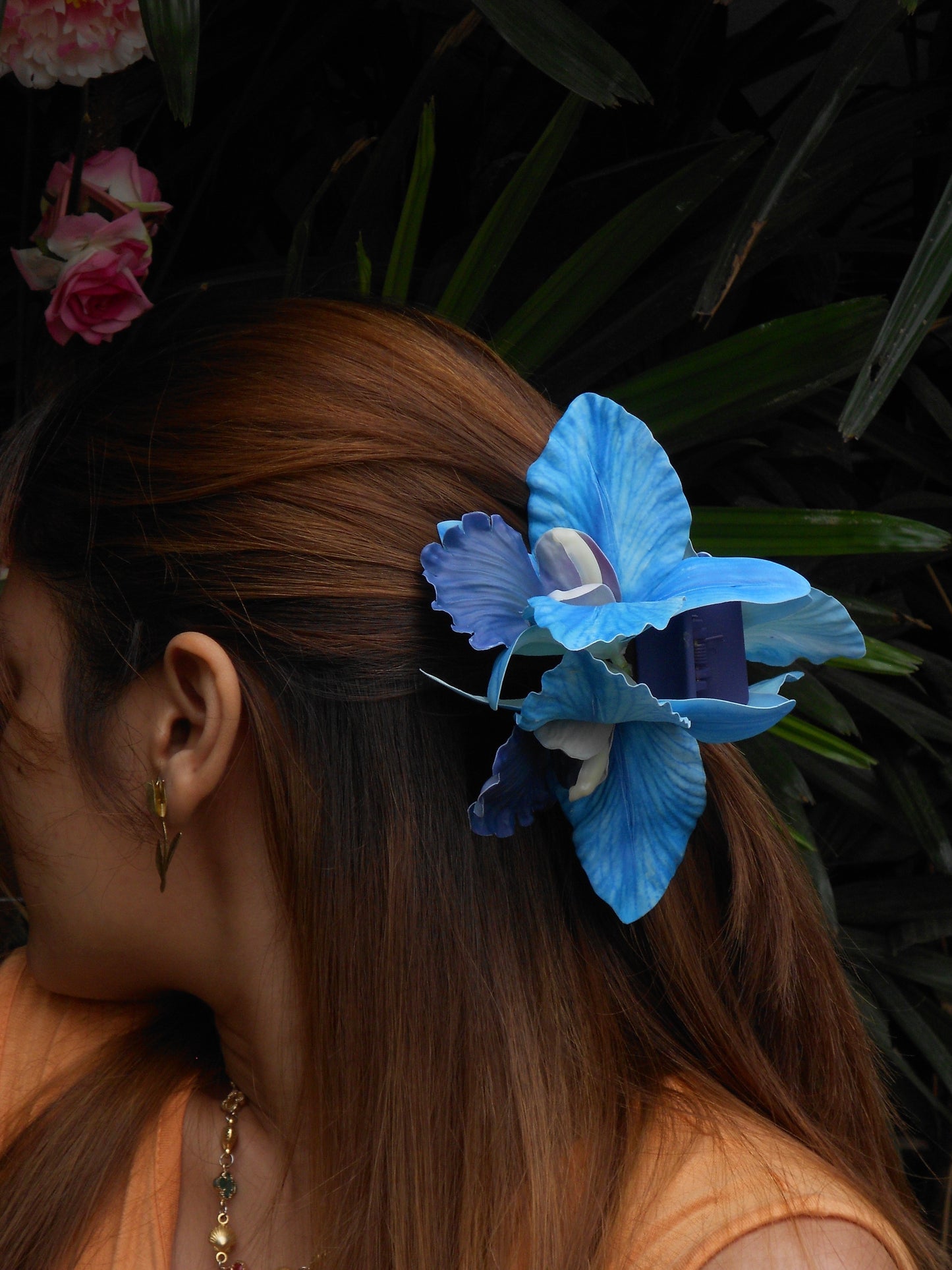 Cattleya Orchid claw clip (blue)