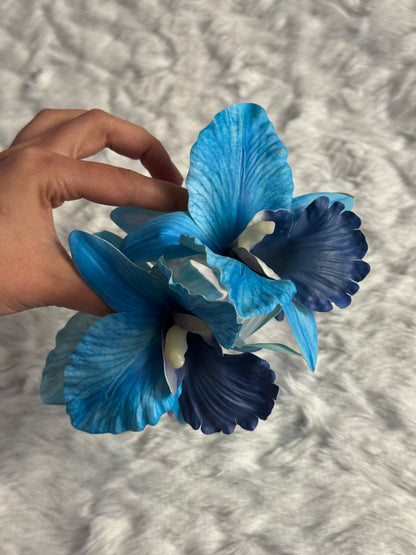 Cattleya Bouquet Claw Clip