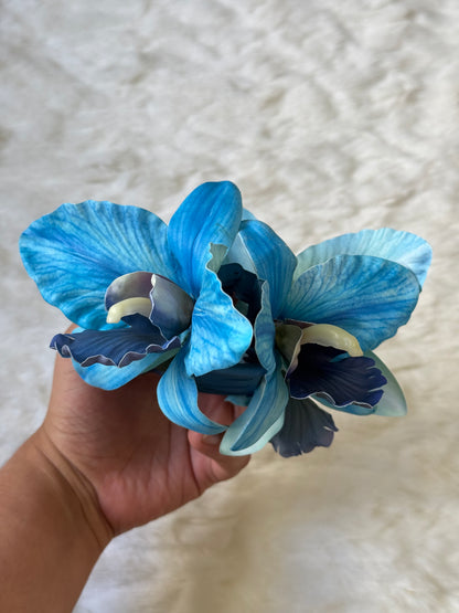 Cattleya Orchid claw clip (blue)