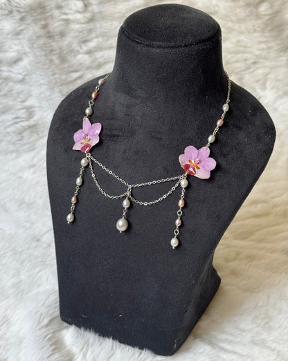 Violet necklace