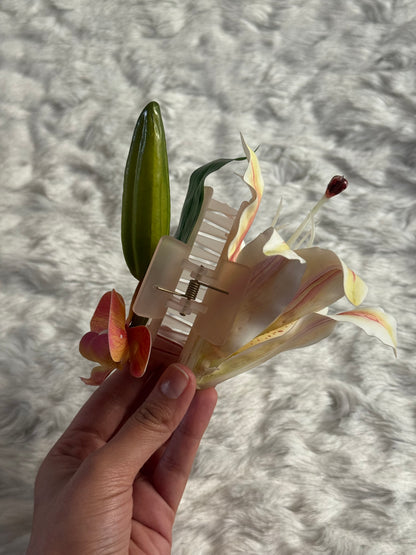 Lily Bouquet Claw Clip (V4)