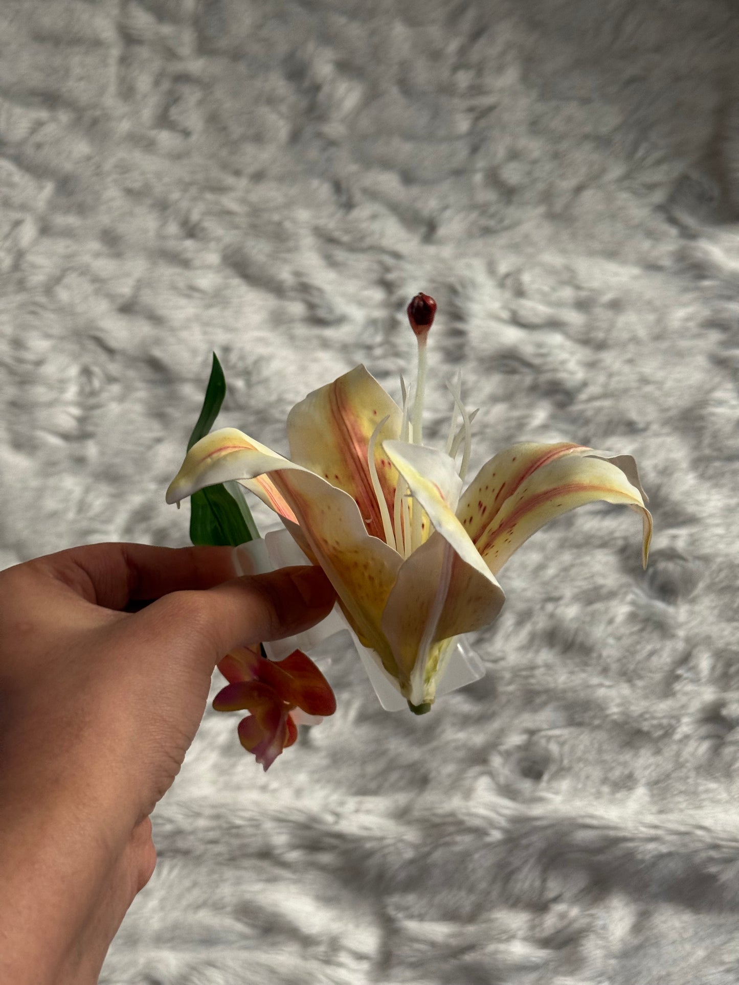 Lily Bouquet Claw Clip (V1)