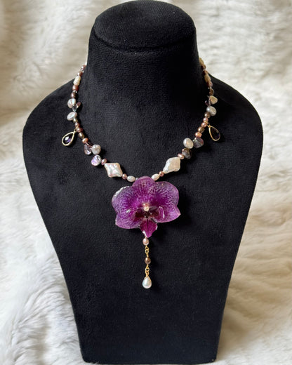 Hera necklace