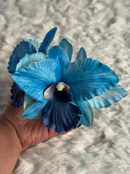 Cattleya Bouquet Claw Clip