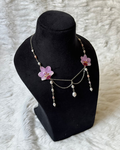 Violet necklace