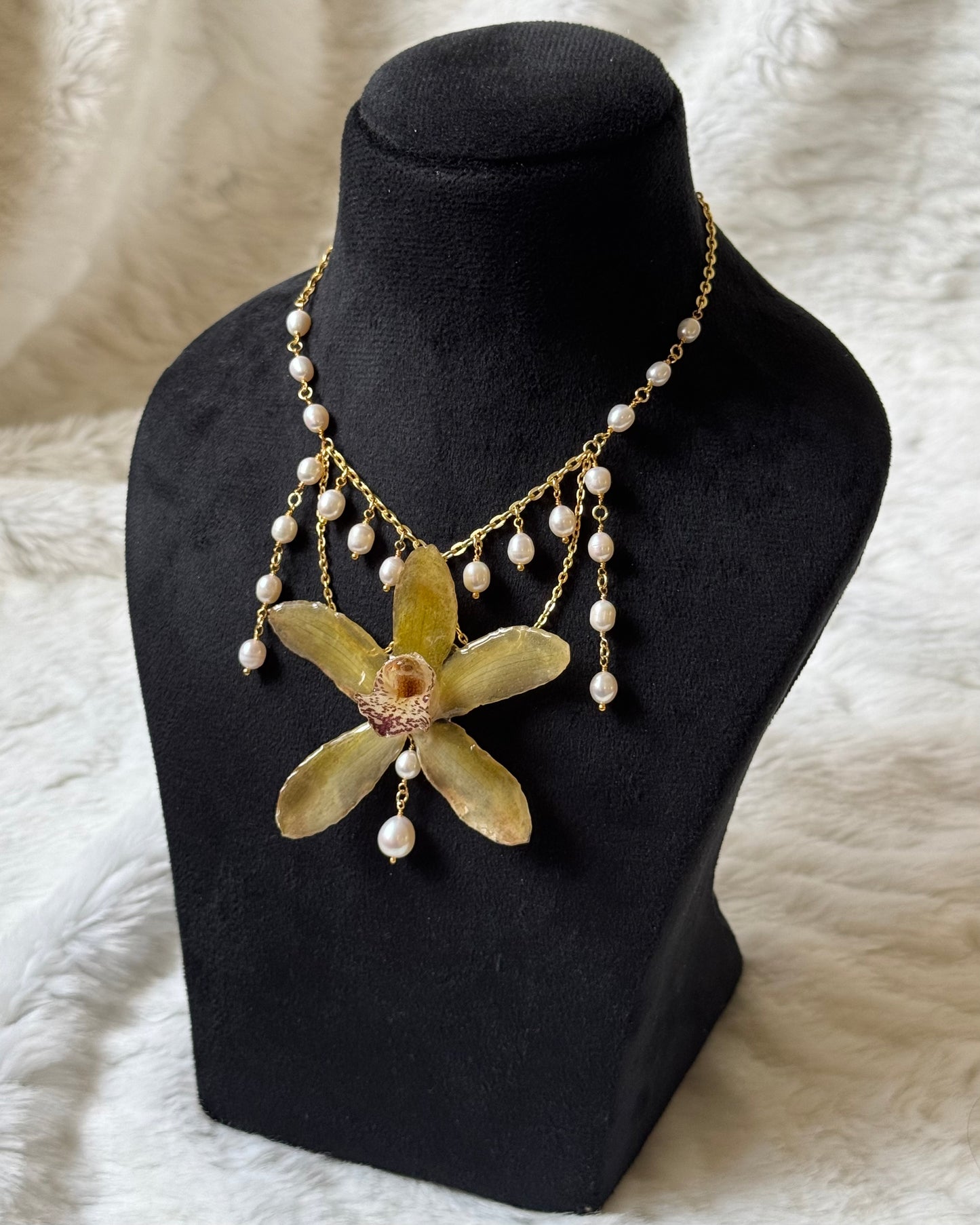 Adelaide necklace
