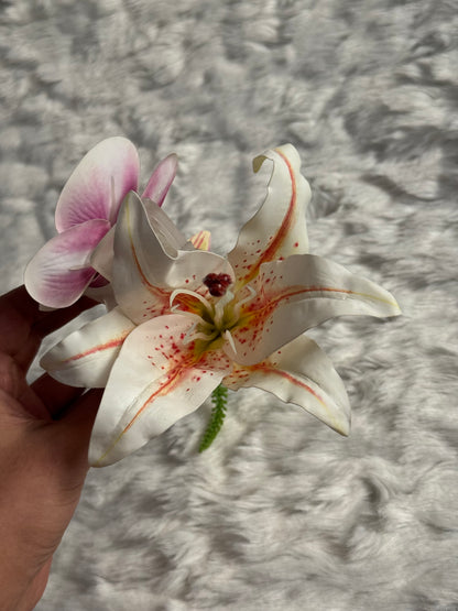 Lily Bouquet Claw Clip (V7)