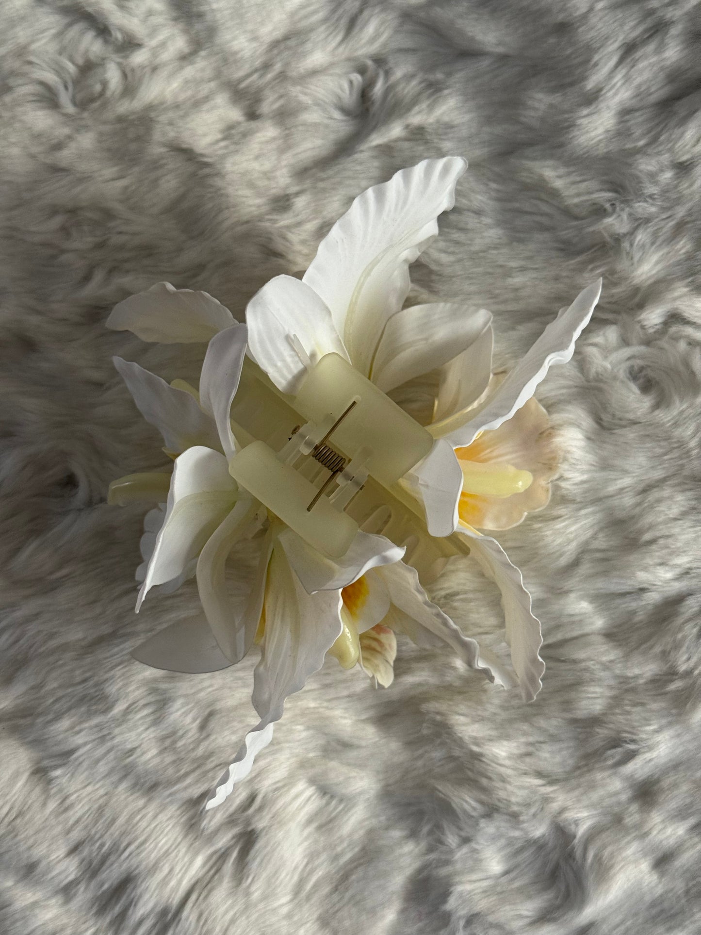 Cattleya Bouquet Claw Clip
