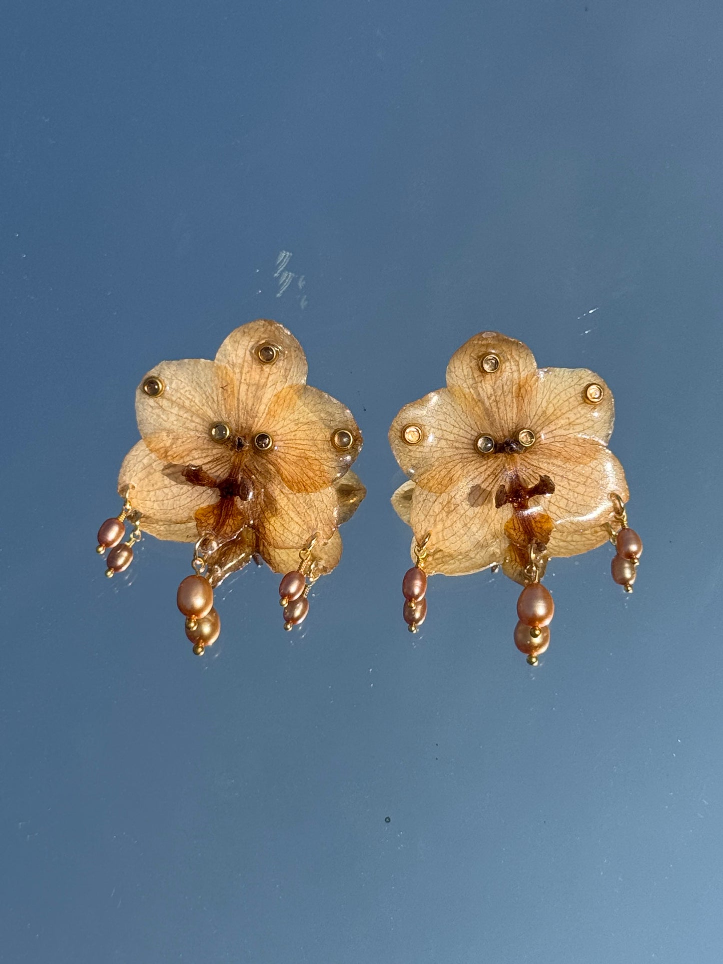 Hirsch earrings