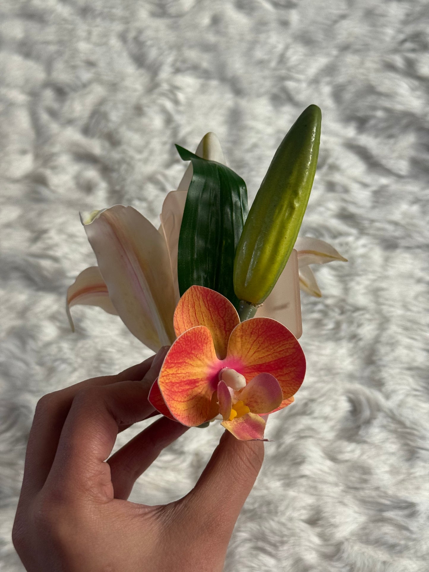 Lily Bouquet Claw Clip (V4)