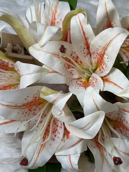 Lily & Orchid Bouquet claw clip