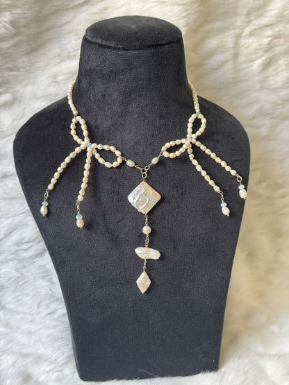 double bow freshwater pearl necklace