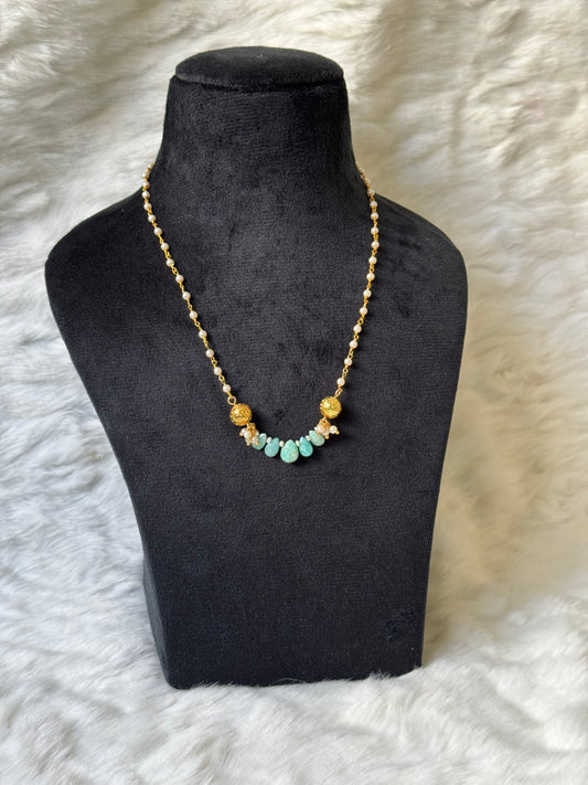 Minimalist stone necklace