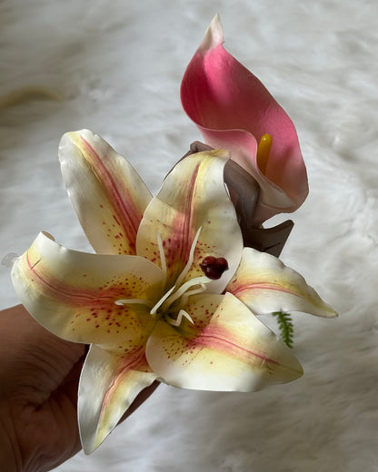 Calla & Lily hair bouquet claw clip