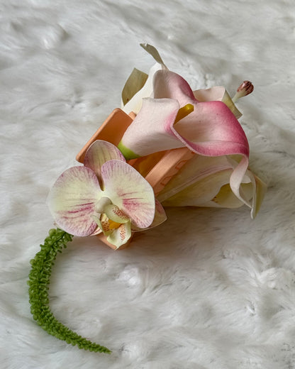 Calla & Lily hair bouquet claw clip