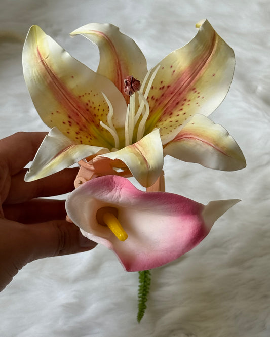 Calla & Lily hair bouquet claw clip