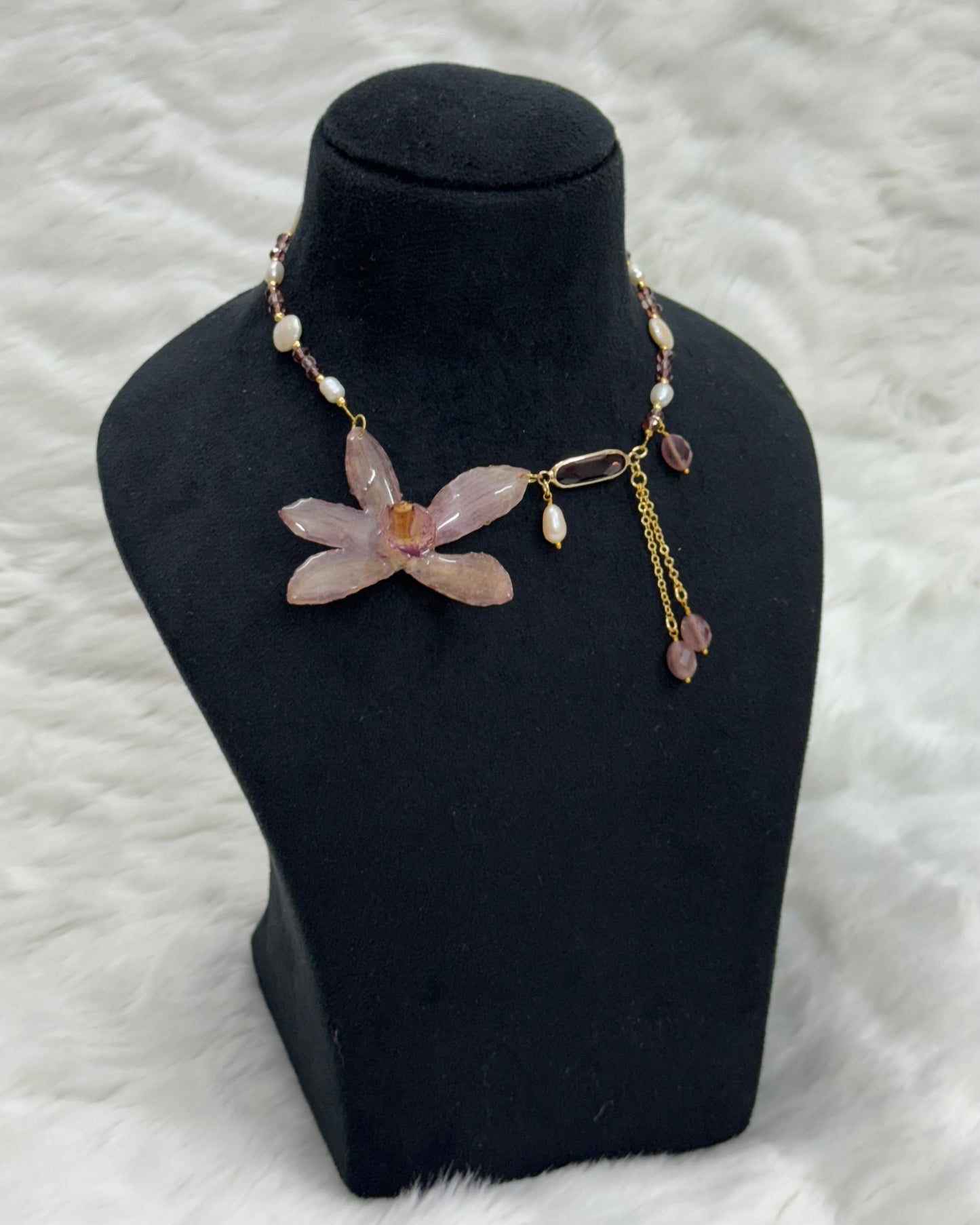 Selene Necklace