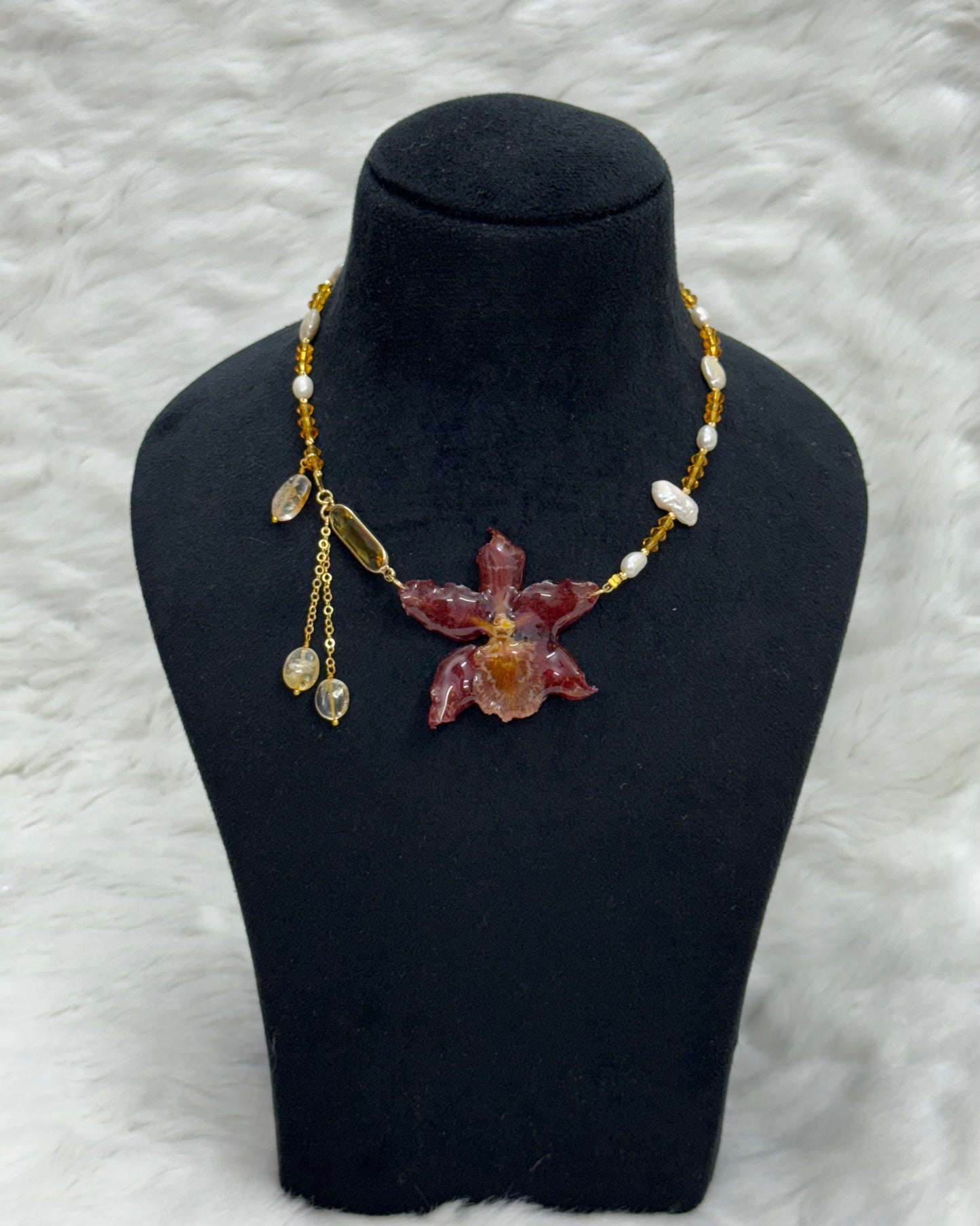 Rhea Necklace