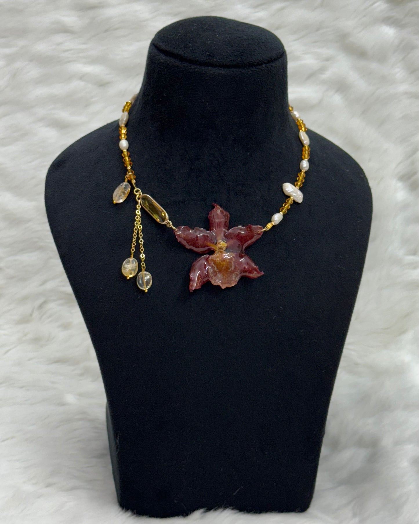 Rhea Necklace