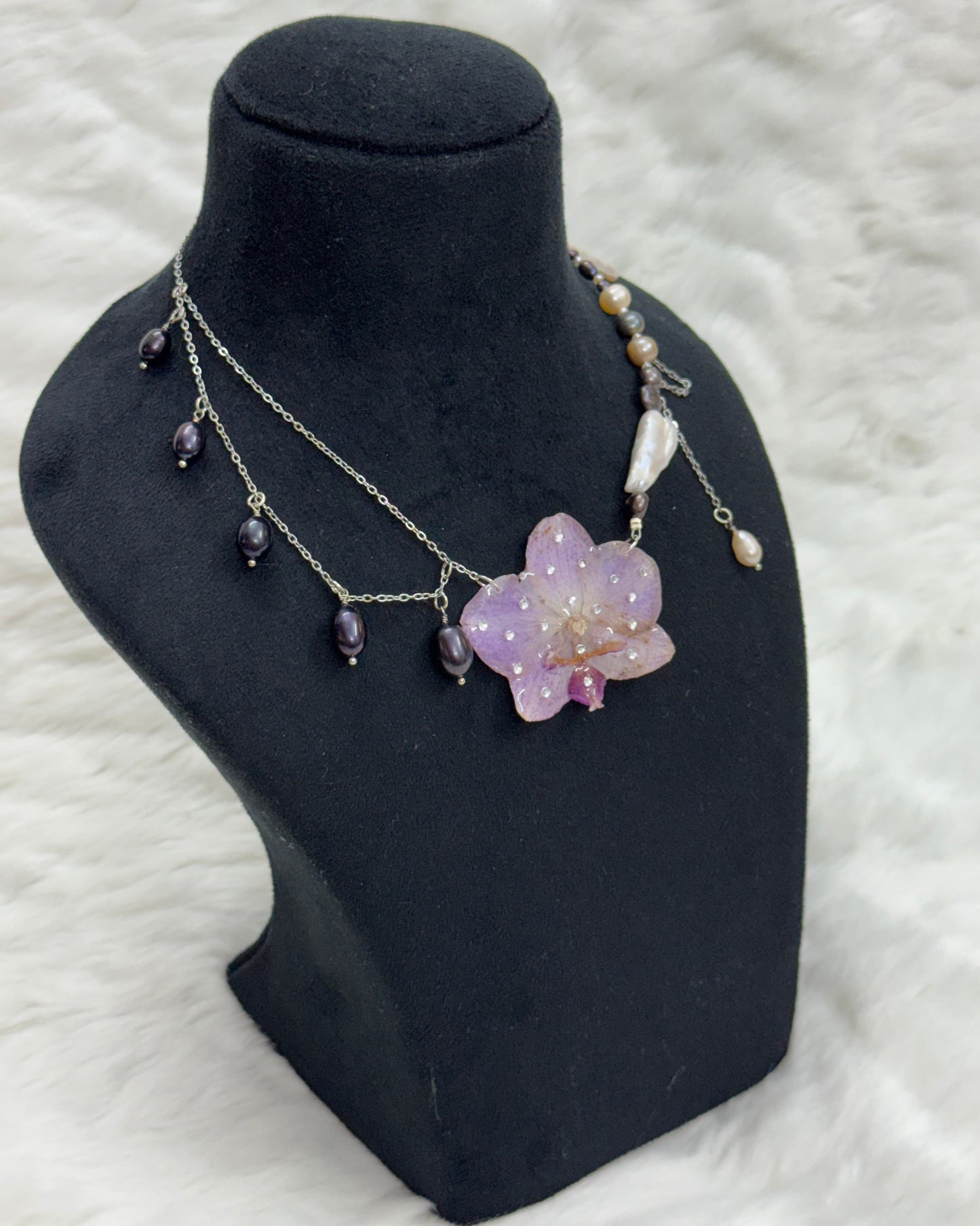 Nyx Necklace