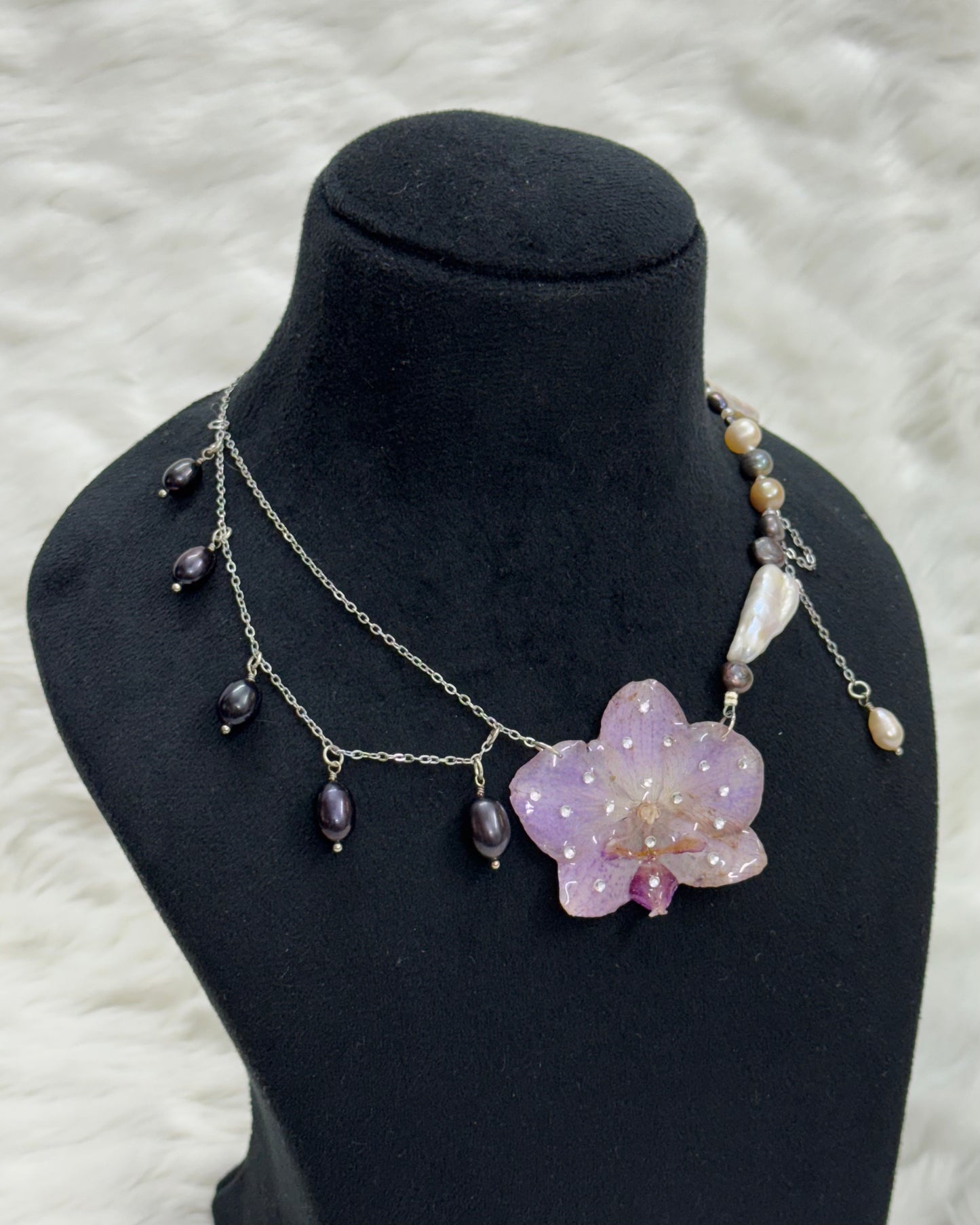 Nyx Necklace
