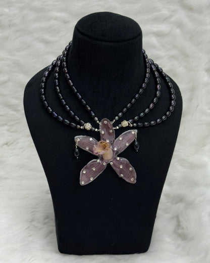 Viv Necklace