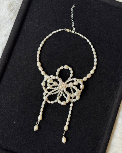 Rosette White Pearl necklace (925)