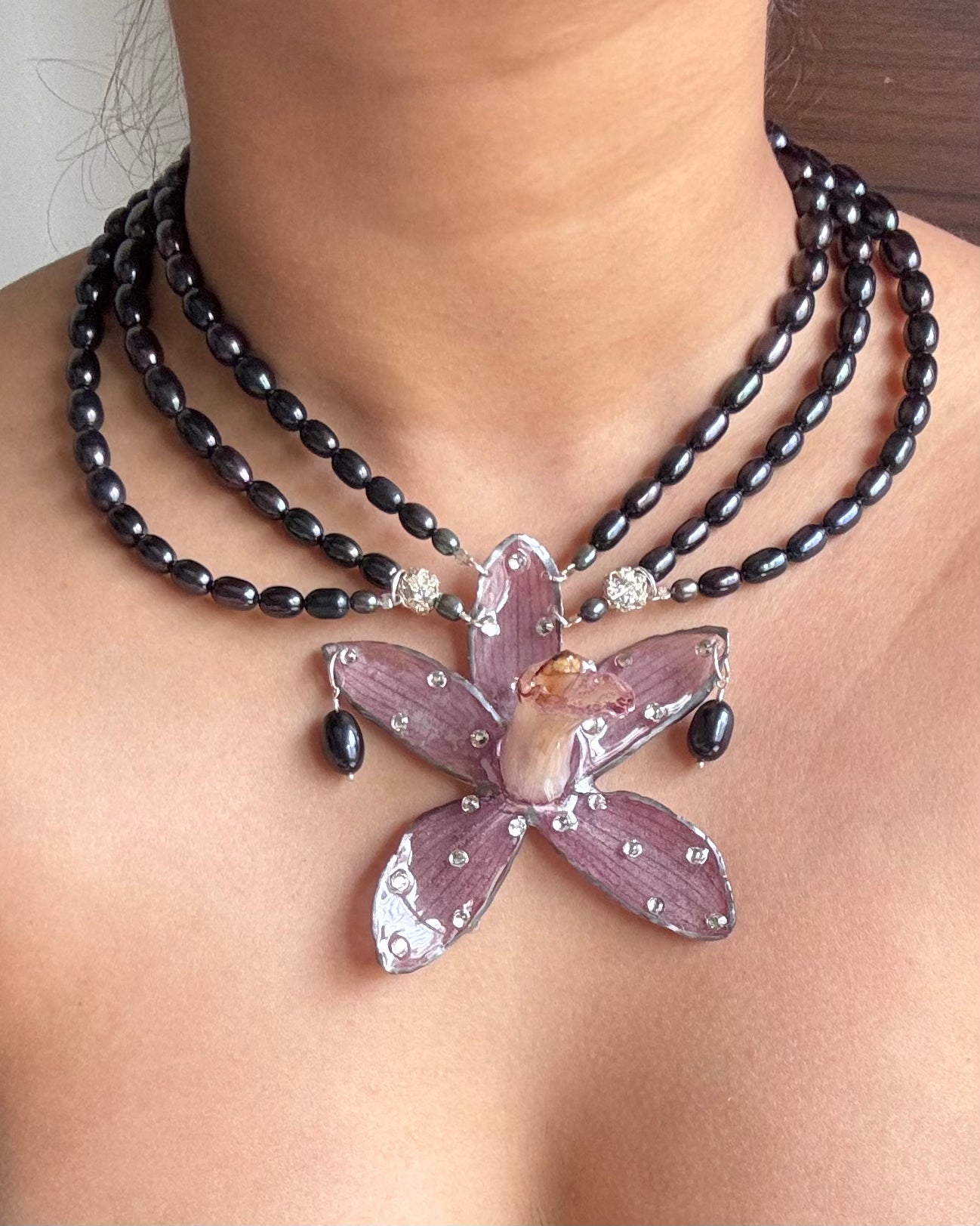 Viv Necklace
