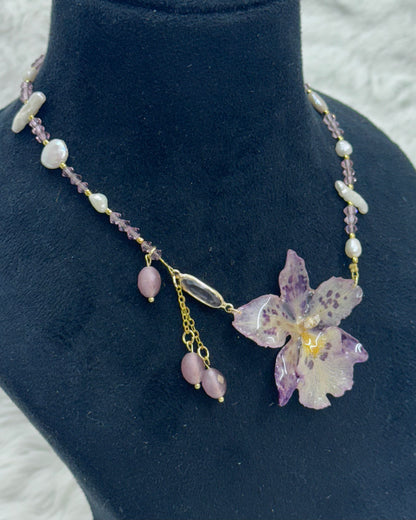 Rhea Necklace