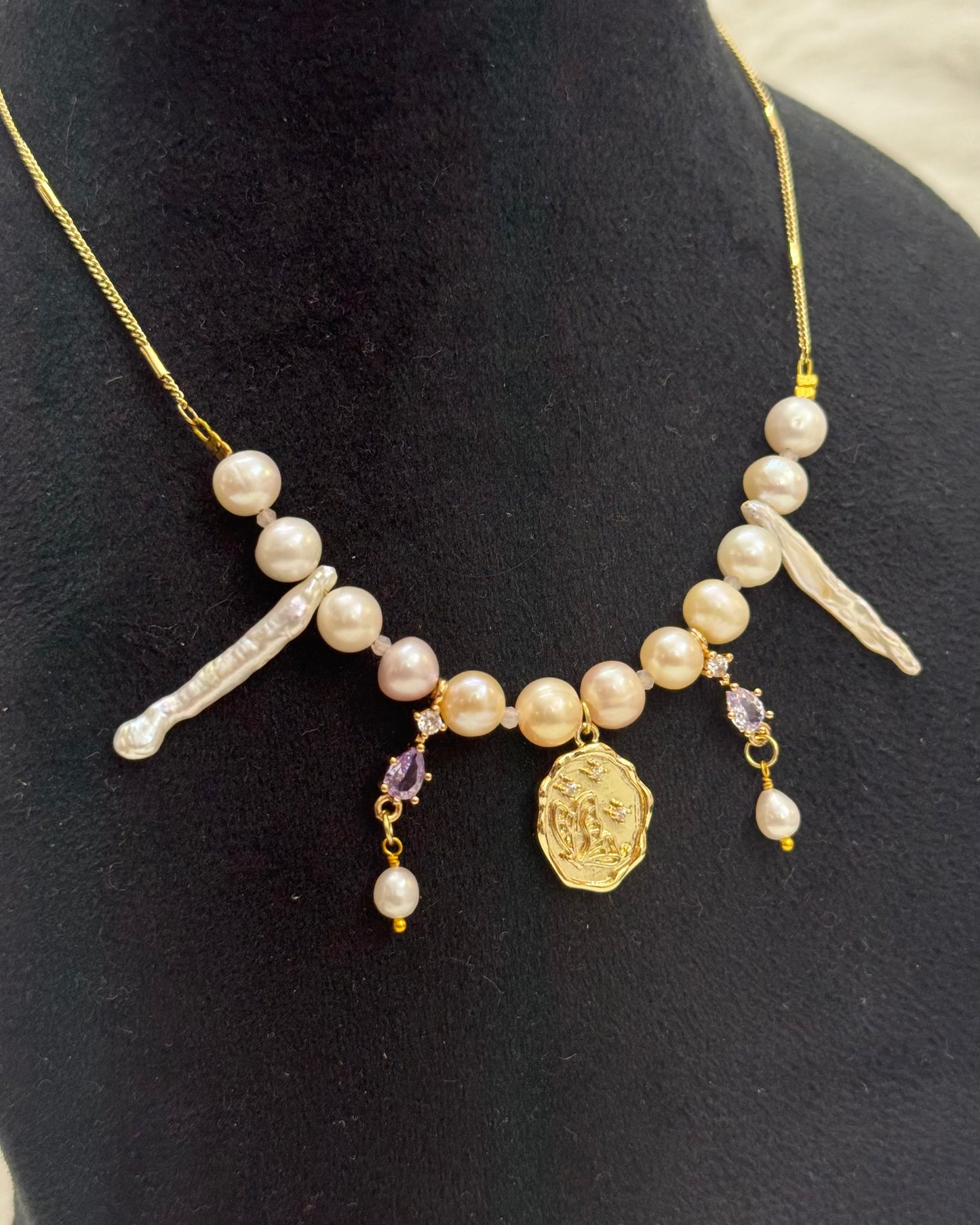 Selene necklace