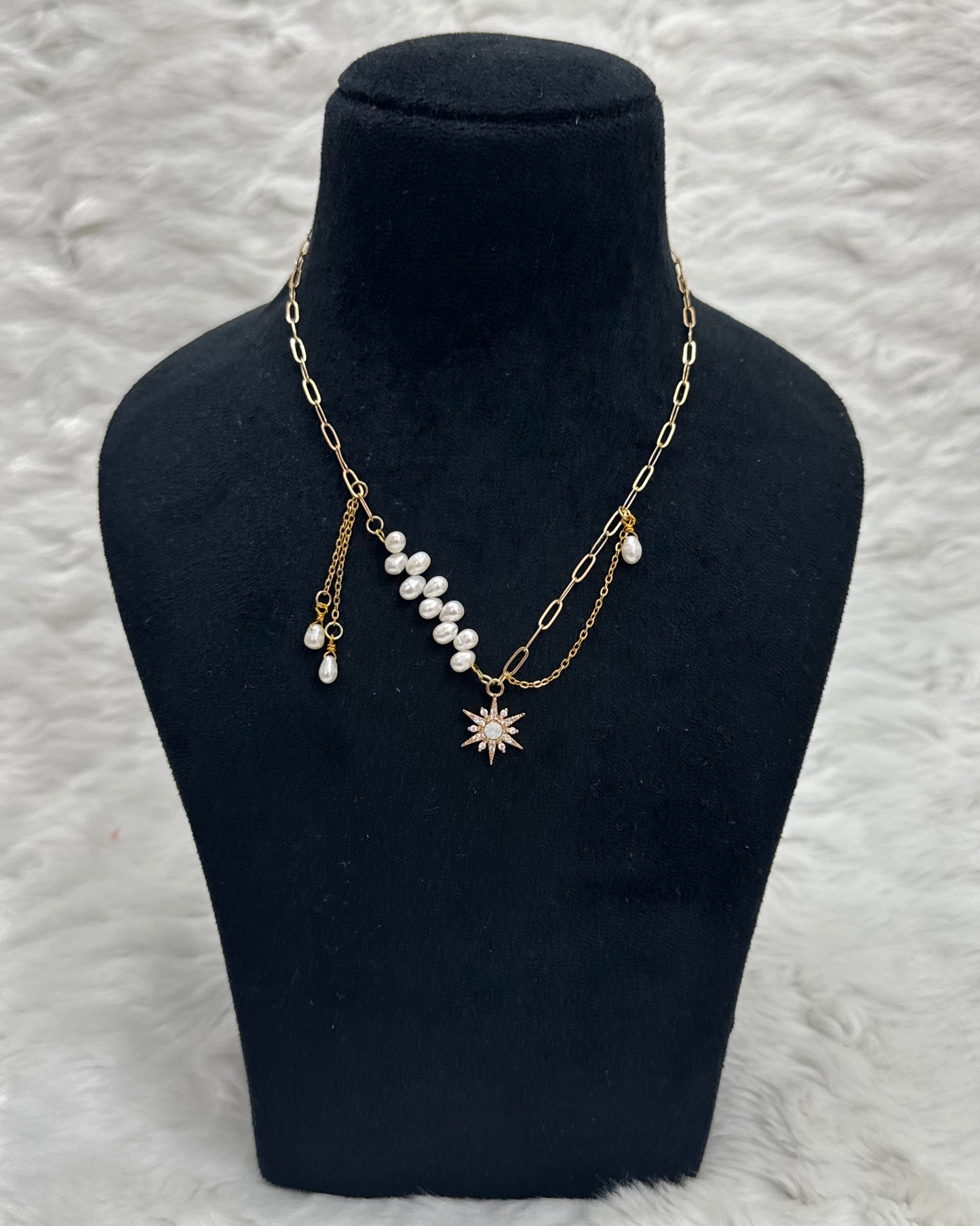Estrella necklace