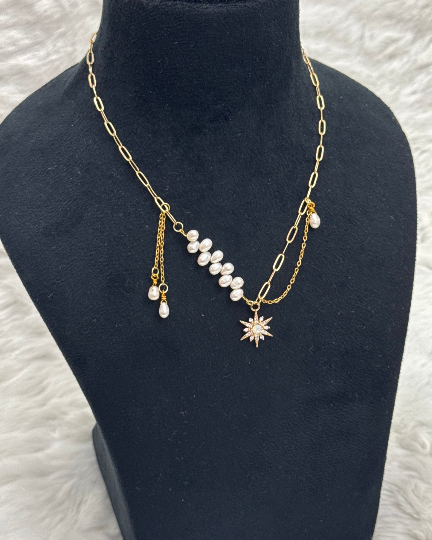 Estrella necklace