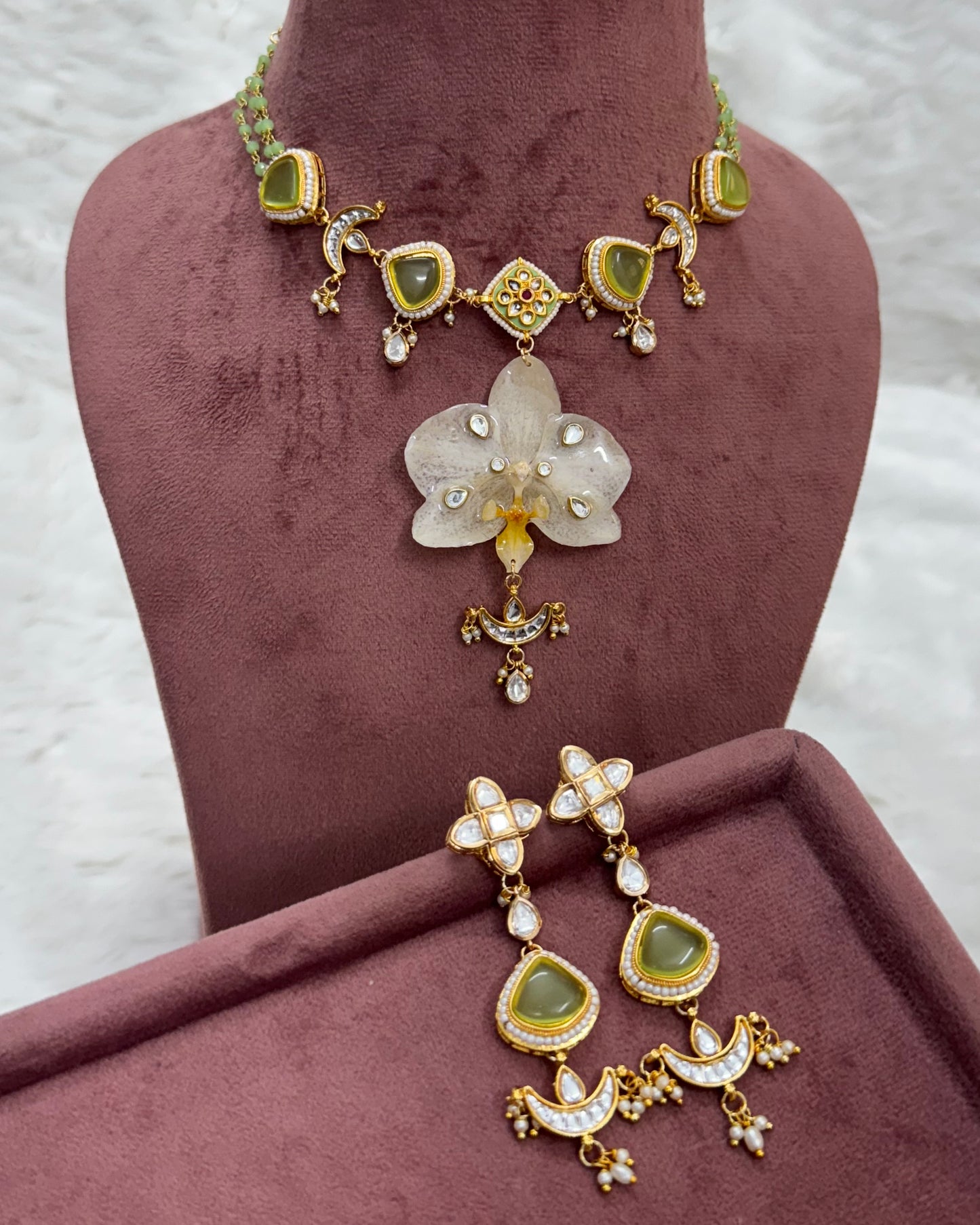 Meera Necklace + Earrings set