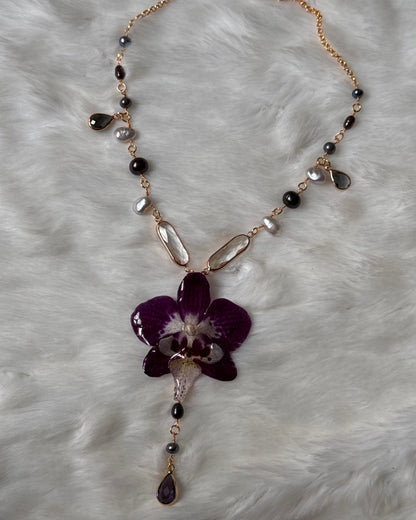 Hera necklace