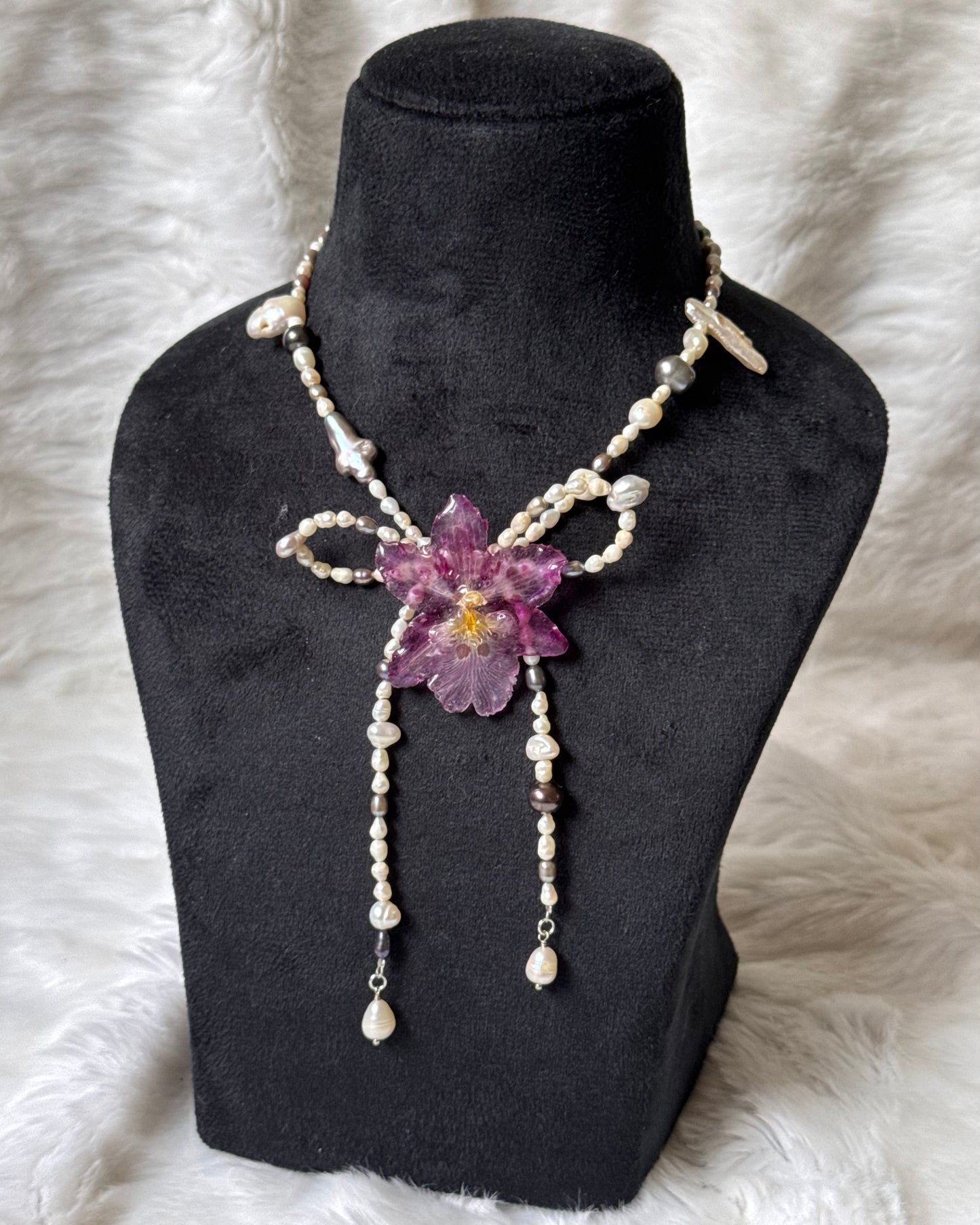 Chloe necklace
