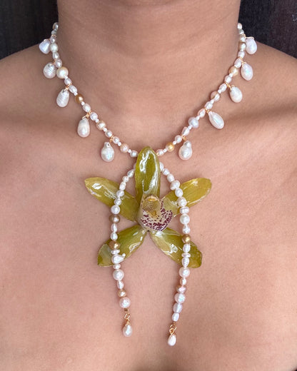 Ambrosia necklace