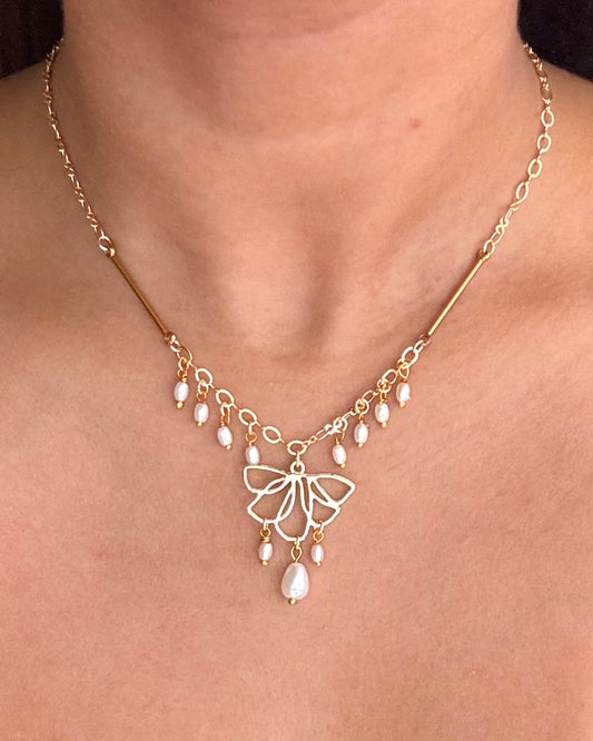 Fleur necklace