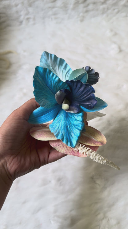 Cattleya hair bouquet claw clip